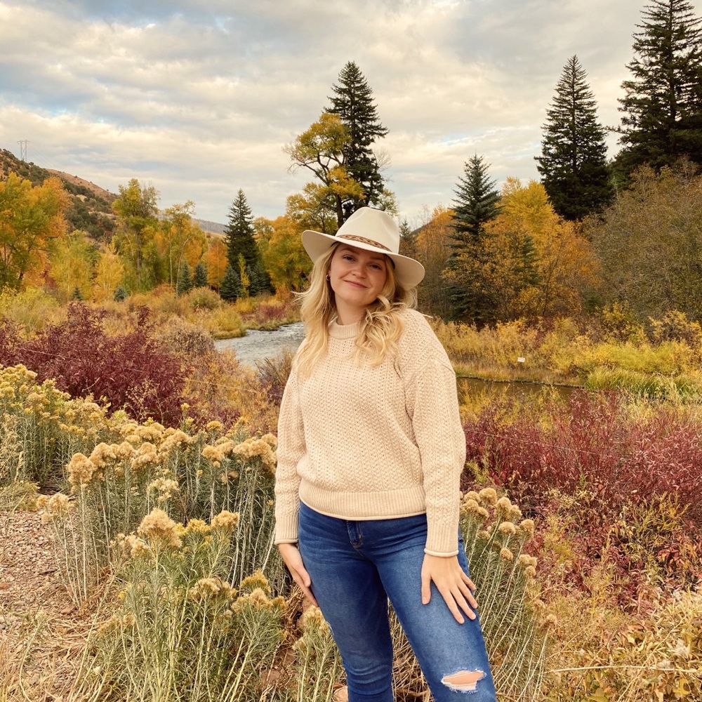 ❤️MEET YOUR POSHER❤️